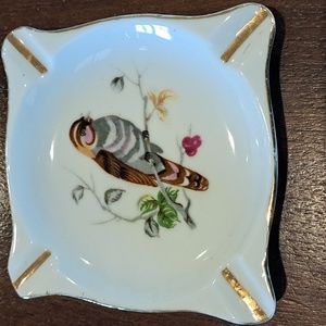 ASHTRAY Vintage Collectible Ceramic Ashtray, Japan 4x4 Grandma core